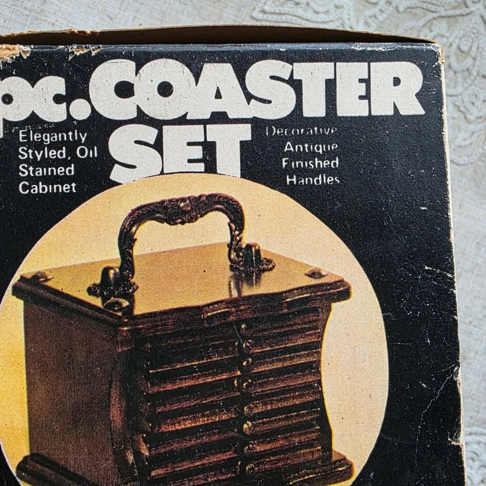 Vintage Wooden Cork Coaster Set 9pc Brown Trunk Dresser Holder Knobs Hi-Mark